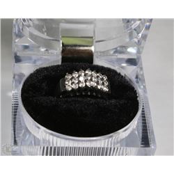 925 SILVER LADIES GEMSTONE RING - SIZE 6