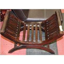 WOODEN U SHAPE FOOT STOOL