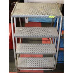 GREY 3 STEP ROLLING LADDER