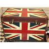 Image 1 : BRITIAN EMPIRE FLAG WOOD TRUNK