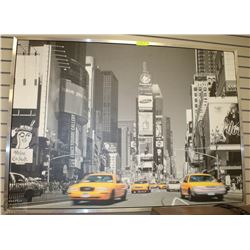 BLACK & WHITE TIMES SQUARE LARGE FRAMED WALL ART