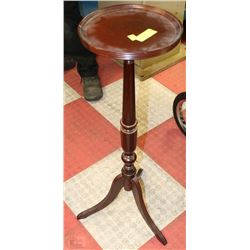 TALL ROUND WOOD PLANT STAND