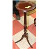 Image 1 : TALL ROUND WOOD PLANT STAND