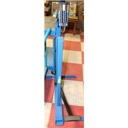 CARDBOARD BOX STAPLING MACHINE