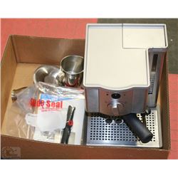 BREVILLE CAFE ROMA ESPRESSO/CAPUCCINO MACHINE