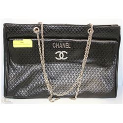 REPLICA  CHANEL SHOULDER BAG