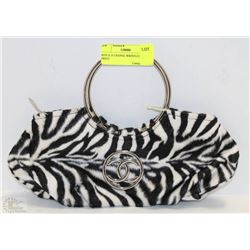 REPLICA CHANEL WRISTLET - ZEPRA PRINT