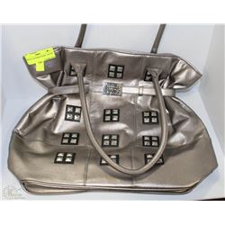 REPLICA  ED HARDY PURSE - SILVER