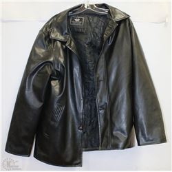 SIZE XL PLEATHER JACKET NEW