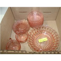 SMALL DEPRESSION GLASSWARES SET