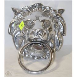 LARGE CAST METAL LION'S HEAD DOOR KNOCKER (9"X8"