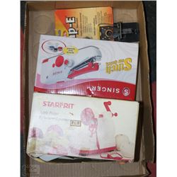 LOT WITH SINGER STITCH QUICK, STARFRIT APPLEPEELER