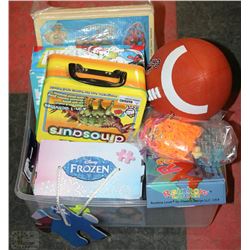 TOTE WITH RAINBOW LOOMS, EXTRA BANDS, MELISSA &