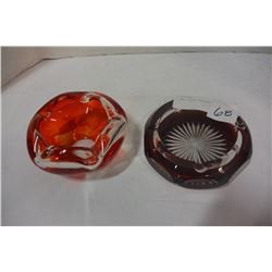 2 ART GLASS ASHTRAYS