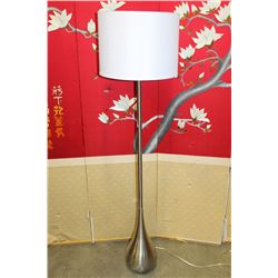 MODERN CHROME TEARDROP FLOOR LAMP