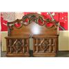 Image 1 : QUEENSIZE HEADBOARD & 2 NIGHTSTANDS