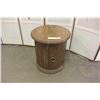 Image 1 : ROUND END TABLE
