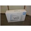 Image 1 : WII CONSOLE IN BOX