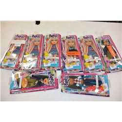 8 BRATZ FASHION PACKS