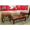 Image 2 : EASTERN STYLE GLASS TOP 3-PIECE COFFEE TABLE SET