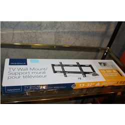 13-32" FIXED POSITION TV WALL MOUNT (COMPLETE)