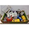 Image 1 : TRAY OF WATER BOTTLES AND HOUSEHOLD ITEMS