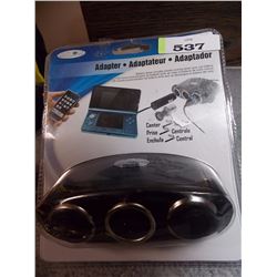 NEW 12V TRIPLE ADAPTER - "CUSTOM ACCESSORIES" PORTS FOR 2 12VOLT PLUG  IN ACCESSORIES AND ONE STANDA