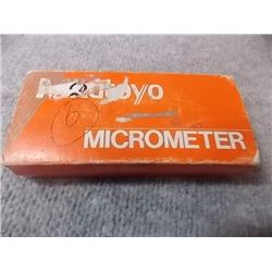 VINTAGE "MITUTOYO" MICROMETER IN ORIGINAL BOX