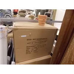 CASE OF CLAY PLANT POTS