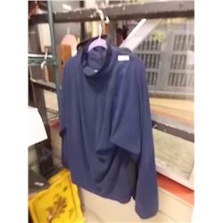 COATS / VESTS  - 3 TTL