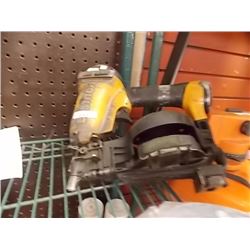 BOSTICH AIR COIL NAILER