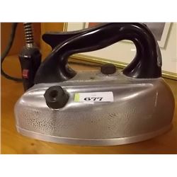 VINTAGE COLLECTABLE - ELECTRIC IRON