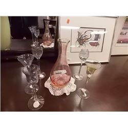 WINE GLASSES & DECANTER