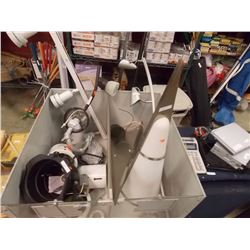 BIN OF CEILING LITES & WALL LITES