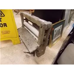 ANTIQUE CLOTHES WRINGER"GEM"