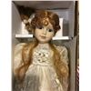 Image 2 : 20" PORCELAIN COLLECTORS DOLL -  SAMANTHA