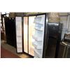 Image 2 : STAINLESS STEEL GE SIDE BY SIDE REFRIGERATOR WITH ICE AND WATER