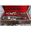 Image 2 : CUTLERY SET IN BOX