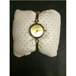 AUTHENTIC WOMENS GUCCI WATCH