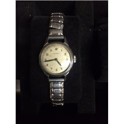 VINTAGE AUTHENTIC WOMENS MOVADO WATCH