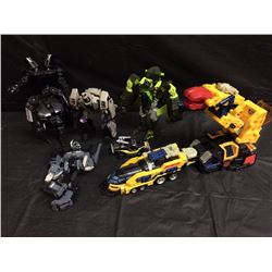 TRANSFORMERS TOY LOT