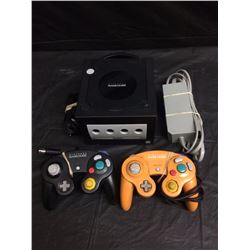 NINTENDO GAME UBE GAMING SYSTEM W/ CONTROLLERS & POWER ADAPTOR