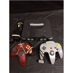 NINTENDO 64 GAMING SYSTEM W/ CONTROLLERS