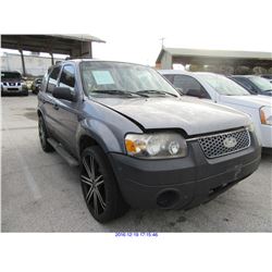 2007 - FORD ESCAPE / REBUILT SALVAGE