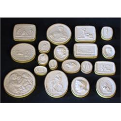 Miniatures, circa 100 items