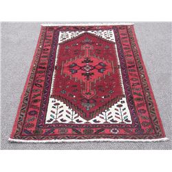 Beautiful Fine Quality Hand Woven Persian Hamadan