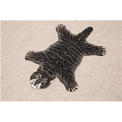 Hand woven, Indian wool pile on cotton foundation Rug