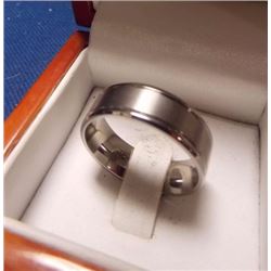 NEW RING - MAN'S TITANIUM COMFORT FIT RING - BRUSHED AND SMOOTH FINISH - RETAIL ESTIMATE $150