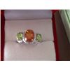 Image 1 : RING - 2.5 CT OVAL FACETTED RICH DEEP ORANGE AZOTIC MYSTIC GEMSTONE & 2 OVAL FACETTED SHOULDER MOSS