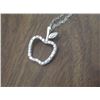 Image 2 : NECKLACE - DIAMOND IN STAMPED 925 STERLING SILVER APPLE DESIGNED SETTING - INCLUDES STERLING SILVER 